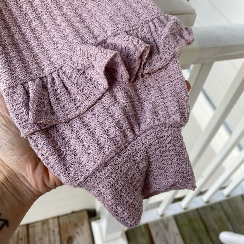 CHASER Lavender V Neck Ruffle Sleeve Knit Top - Picture 3 of 11